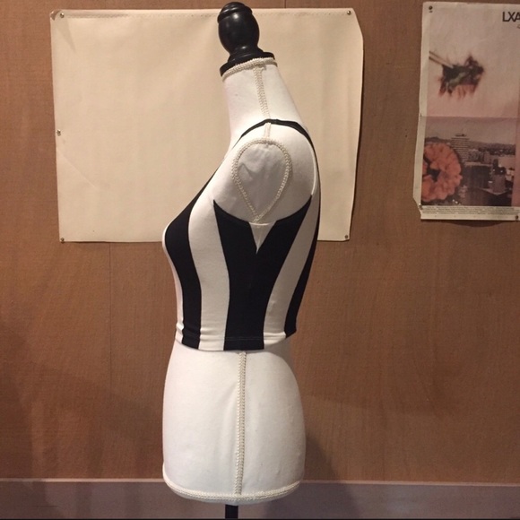 AMERICAN APPAREL CROP TOP - Picture 4 of 7